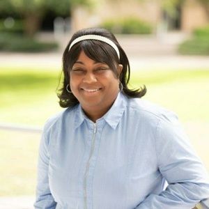 Meet your Posher, Shatia